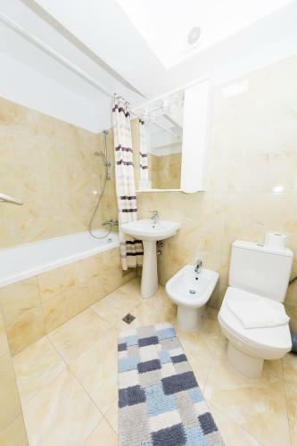 Family Apartment Near Shoping City
