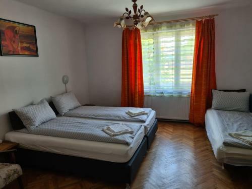 Hostal Aurora Vend�gh�z