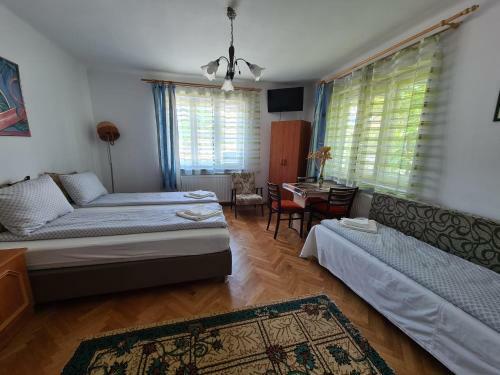 Hostal Aurora Vend�gh�z