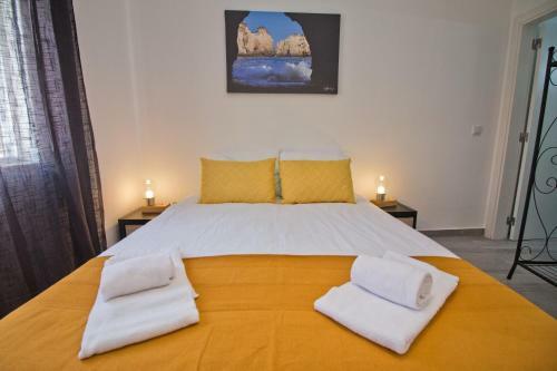 Hostal New Village Guest House