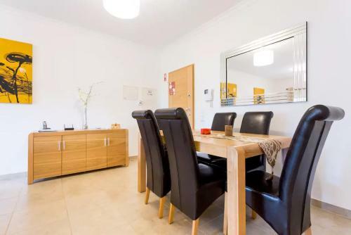 Health Approved Apartment With Ac, Terraces And Pool
