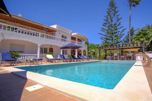 Casa Monte Cristo Apartments - Orange