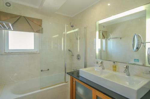 Casa Monte Cristo Apartments - Almond