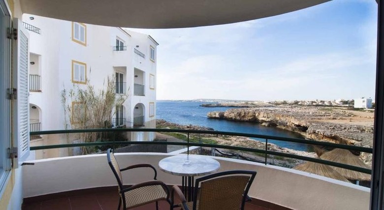 Apartamentos Sol Ponent