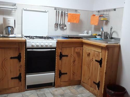 Hostal Karisma Kriss
