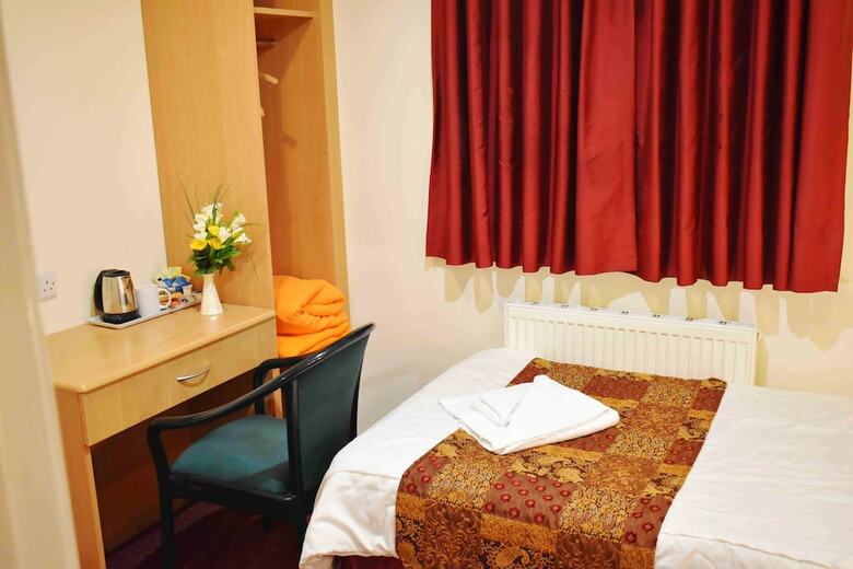 Royal Square Hotel - Nec & Birmingham Airport
