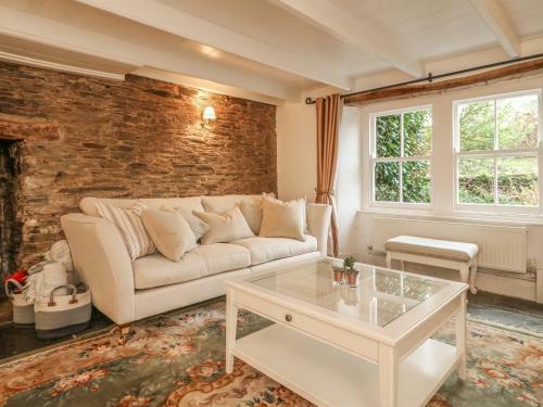 Cardwen Farmhouse, Looe