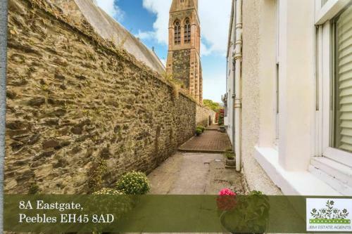 8a Tweed Cottage, Just Off The High St In Peebles