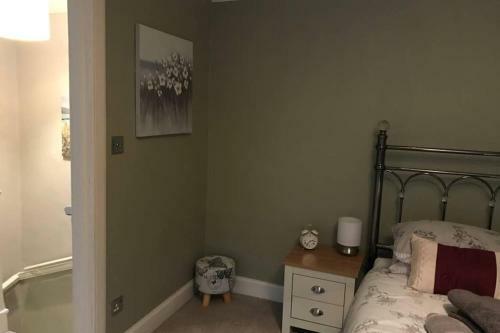 8a Tweed Cottage, Just Off The High St In Peebles