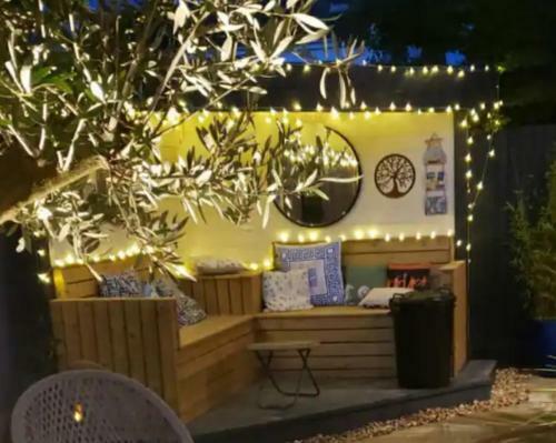 Apartamento The Courtyard - Cosy, Secluded With Luxury Suite