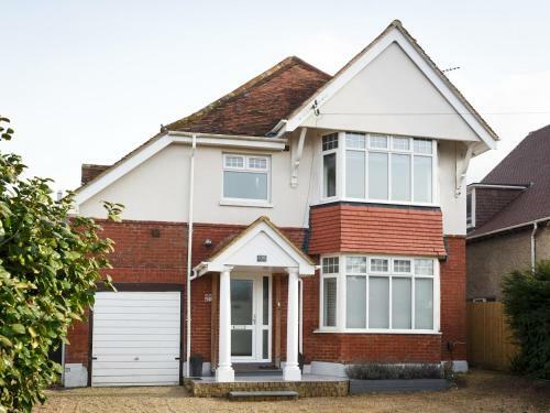 Pass The Keys Huge 4bed - Sleeps 8 - Great Access To South Coast