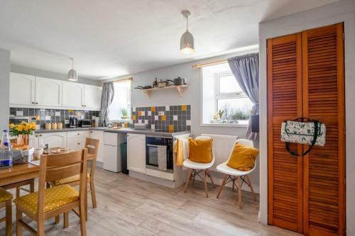 Apartamento Meadowhead Cottage, Traditional Scottish Cottage
