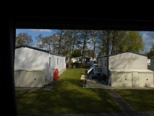 Apartamento Weeley Lakeview Caravan.