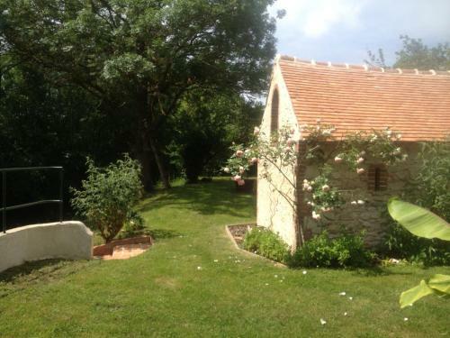 Moulin En Bord De Rivi�re