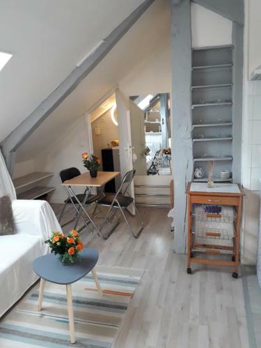 Apartamento Studio Cosy � 15mn de Paris Saint Michel Notre Dame