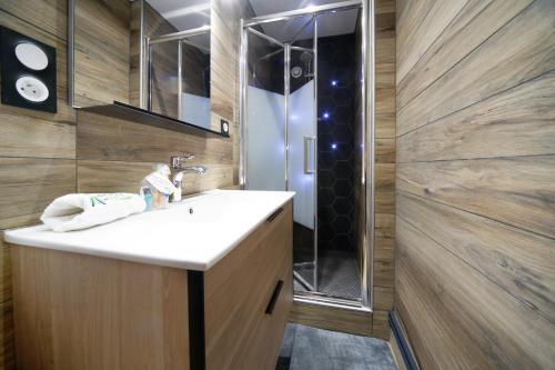 Apartamento La Tardi�re/wifi-parking-quartier Calme-standing