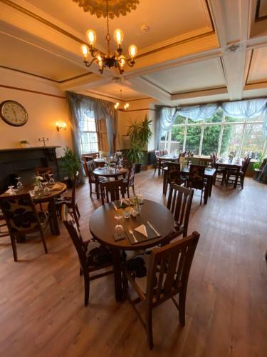 The Hand Hotel