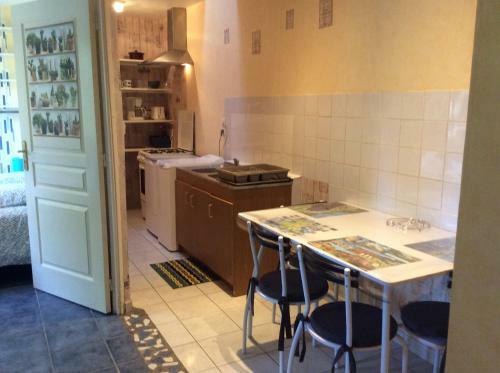 Apartamento H�bergement � Compreignac 87140