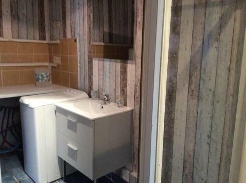 Apartamento H�bergement � Compreignac 87140