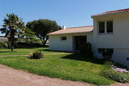 Maison de Vacances Avec Spa � Commequiers, 10 � 12 Personnes