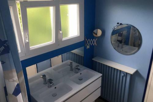 Maison de Vacances Avec Spa � Commequiers, 10 � 12 Personnes