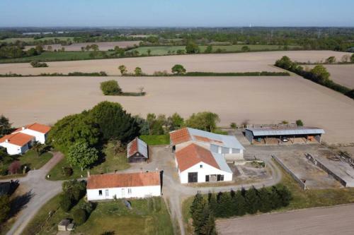 Maison de Vacances Avec Spa � Commequiers, 10 � 12 Personnes