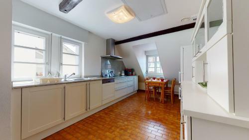 Apartamentos Aux Bijoux de Colmar - Le Saphir - 1 Parking Gratuit