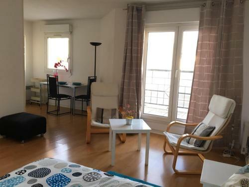 Apartamento Studio Avec Terrasse Proche de Paris La D�fense - Courbevoie