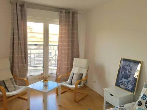 Apartamento Studio Avec Terrasse Proche de Paris La D�fense - Courbevoie