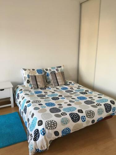 Apartamento Studio Avec Terrasse Proche de Paris La D�fense - Courbevoie