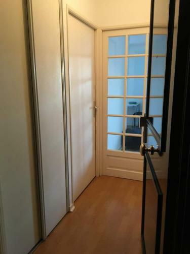 Apartamento Studio Avec Terrasse Proche de Paris La D�fense - Courbevoie