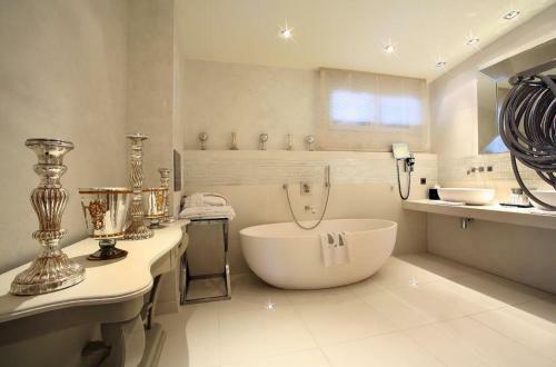 Hotel Le Saint Roch