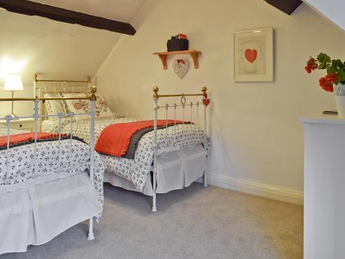 Hill View Cottage