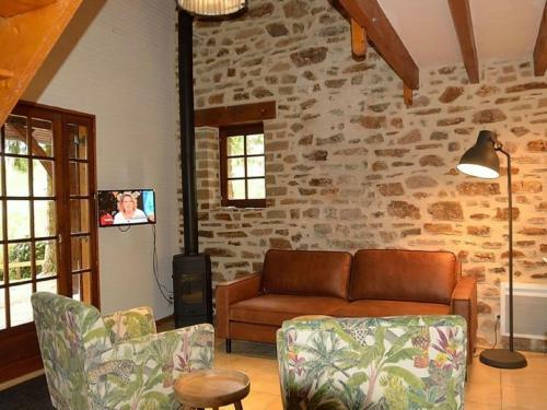 Serene Holiday Home In Cussac With Private Terrace, Barbeque