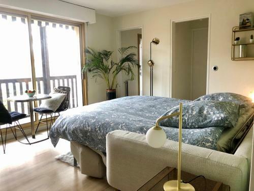 Apartamento Beau Studio Terrasse Vue Jardin - � 2 Pas de La Mer