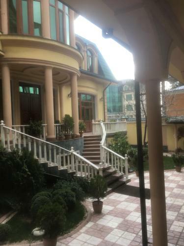 Twins Hotel