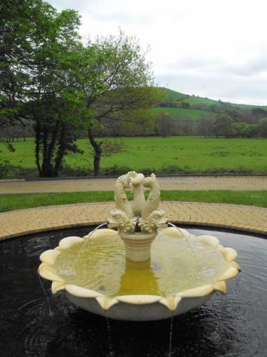 Plas Y Dderwen Bed And Breakfast