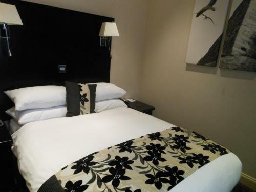 The Inn Boutique Hotel Bar And Restaurant