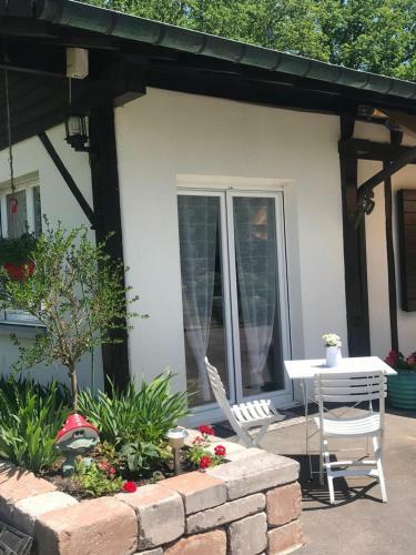 Bed & Breakfast La Long�re Piscine&spa Priv�