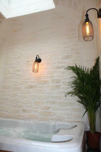 Hostal L'atelier - G�te & Spa