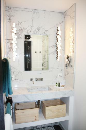 Hostal L'atelier - G�te & Spa