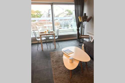 Apartamento Studio Terrasse Avenue de Gaulle 200m de La Plage