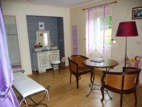 Bed & Breakfast Le Moulin D'eysus G�tes Et Chambres D'h�tes