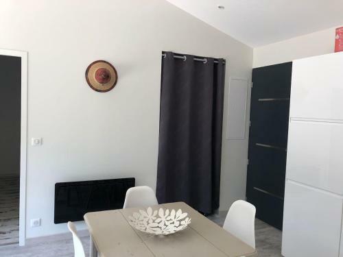 Apartamento T2 Ind�pendant Dans Maison Avec Piscine Proche Bordeaux