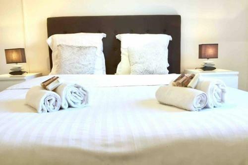 Apartamento Studio Au Calme, Avec Terrasse Et Parking � Eze Village