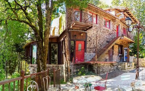 2 G�tes - 5 � 20 Pers - Domaine Des Loubi�res
