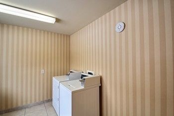 Hotel Cobblestone Inn And Suites - Brillion