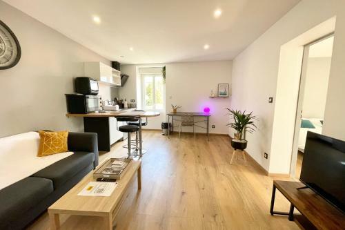 Nouvel Appartement Priv� ! Proche Du Centre-ville