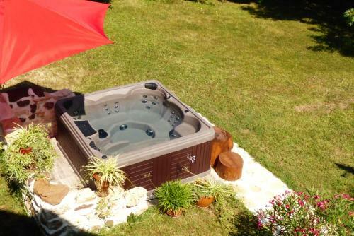 G�te L'or�e Du Bois - Maison Individuelle Avec Jacuzzi Priv�