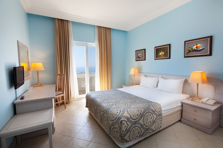 X Life Hotel Sarıgerme 15 - Adult Hotel